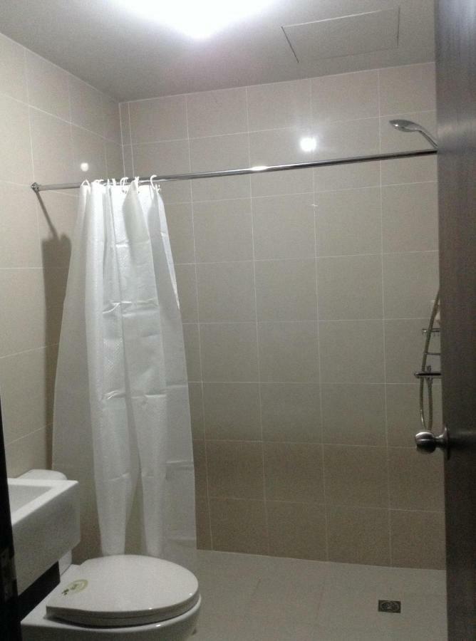 Cubao Manhattanheights Unit 11A Tower B, 2Br Маніла Екстер'єр фото
